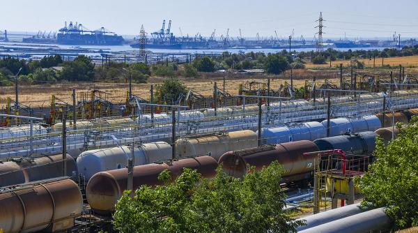 Taxa care ar fi alungat afaceri din România. Pierderi la Oil Terminal și fluxuri mutate din Portul Constanța