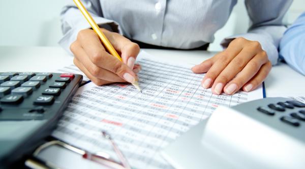 Ministerul Finanţelor lansează Formularul 183. Cine trebuie să-l depună. Modelul şi instrucţiunile de completare