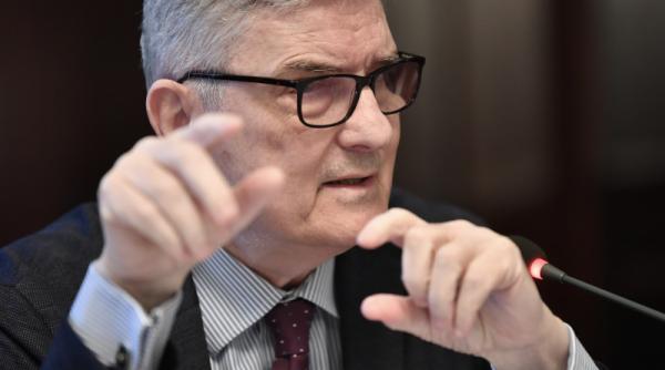 O reducere de taxe şi impozite în 2027 ar arunca România în "junk", spune Daniel Dăianu