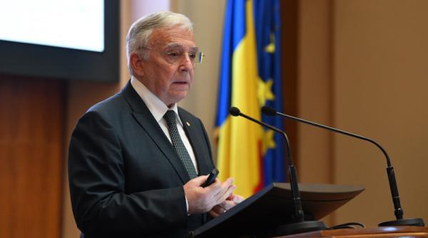 Mugur Isărescu prezintă, joi, Raportul trimestrial asupra inflaţiei
