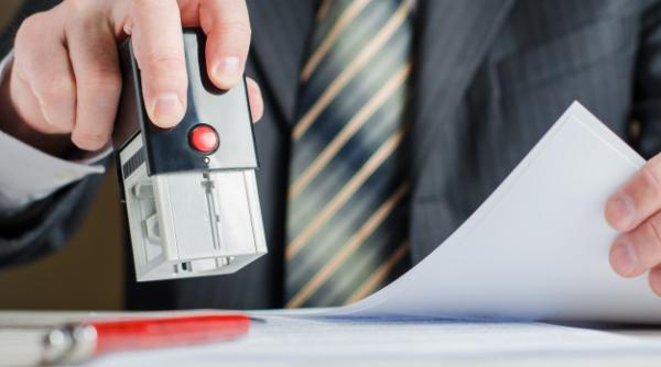 Ce trebuie depus la ANAF până luni, 17 august. Lista obligațiilor fiscale pentru operatorii economici