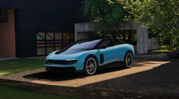 Primul automobil electric Ferrari s-a vândut pentru o sumă record