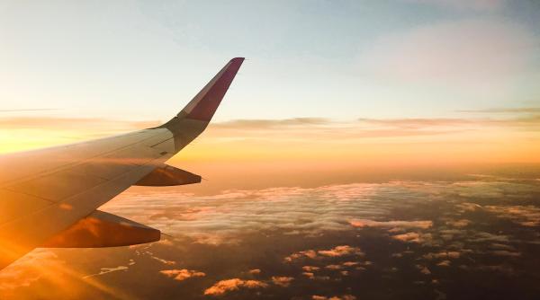 Traficul aerian din România crește cu aproape 8% în trimestrul al doilea. Londra, Milano și Istanbul, printre principalele destinații