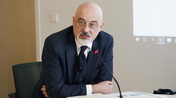 Mai puțin numerar, mai mult TVA la buget? Ce spune Pier Giorgio Valente despre evaziune