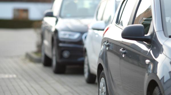 Impozit zero pentru un autoturism deținut de fiecare persoană. Document din Parlament